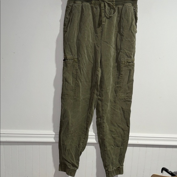 aerie Pants - Aerie Olive Green Cargo Jogger Pants pull on drawstring XS lounge cozy